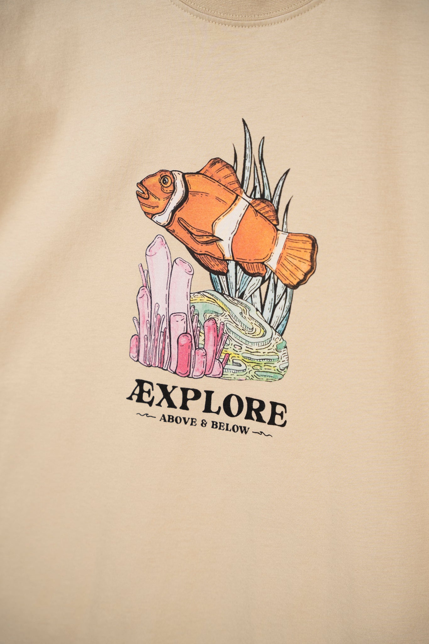 Clownfish Garden T-shirt - White Pepper