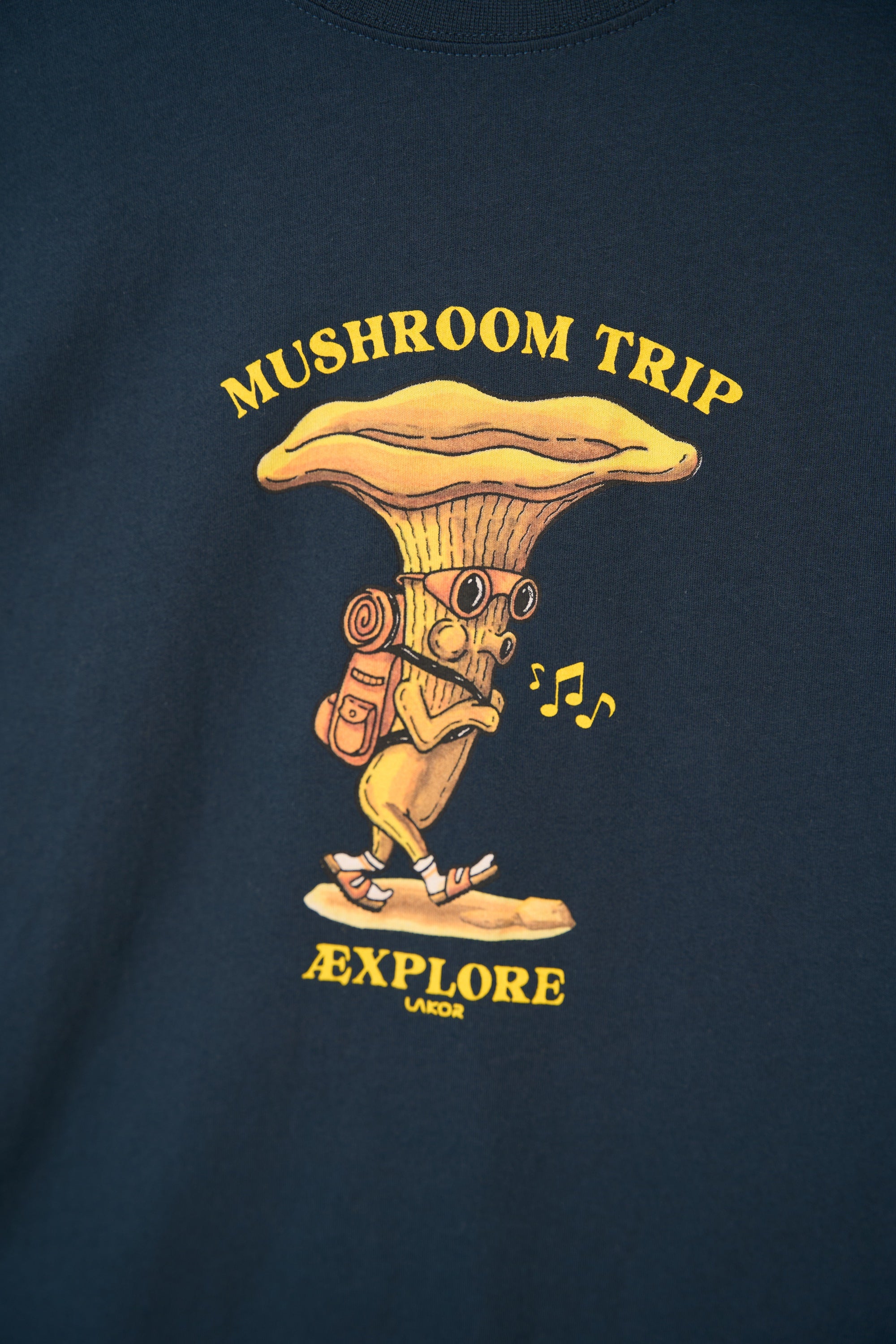 Mushroom Trip T-shirt - Blueberry