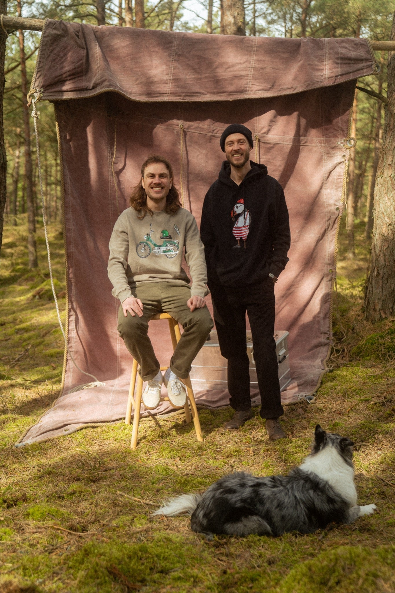 LAKOR Atlantic Puffin Hoodie Sweatshirt Moonless Night