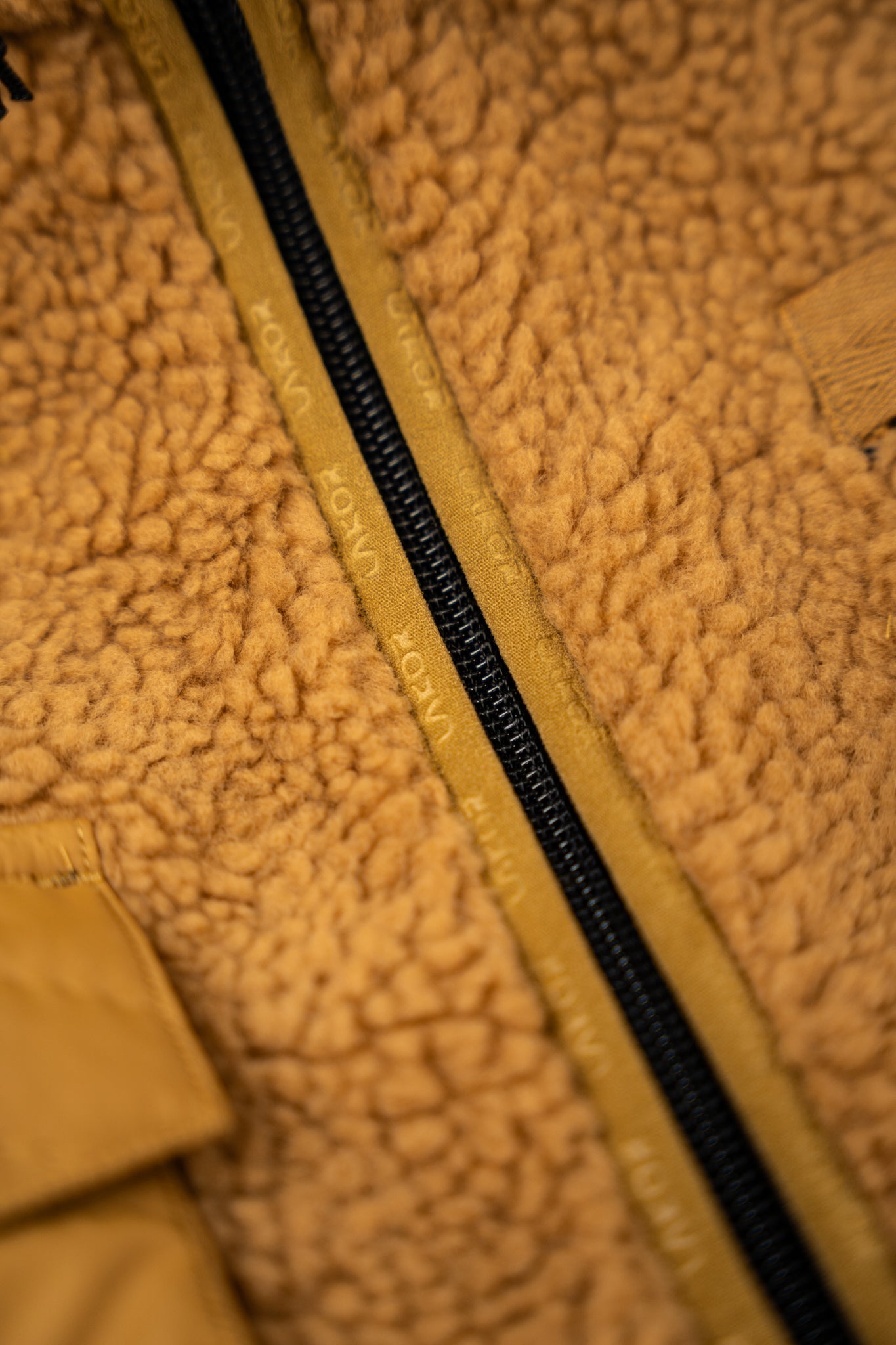 LAKOR Campfire Pile Jacket Jacket Wood Thrush