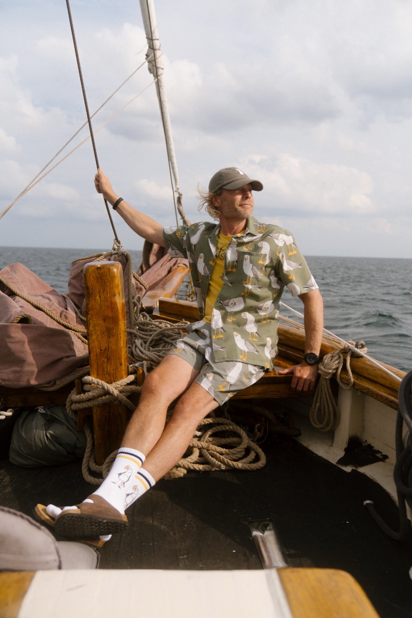 LAKOR Flipping The Bird T-shirt T-Shirt Cream Gold