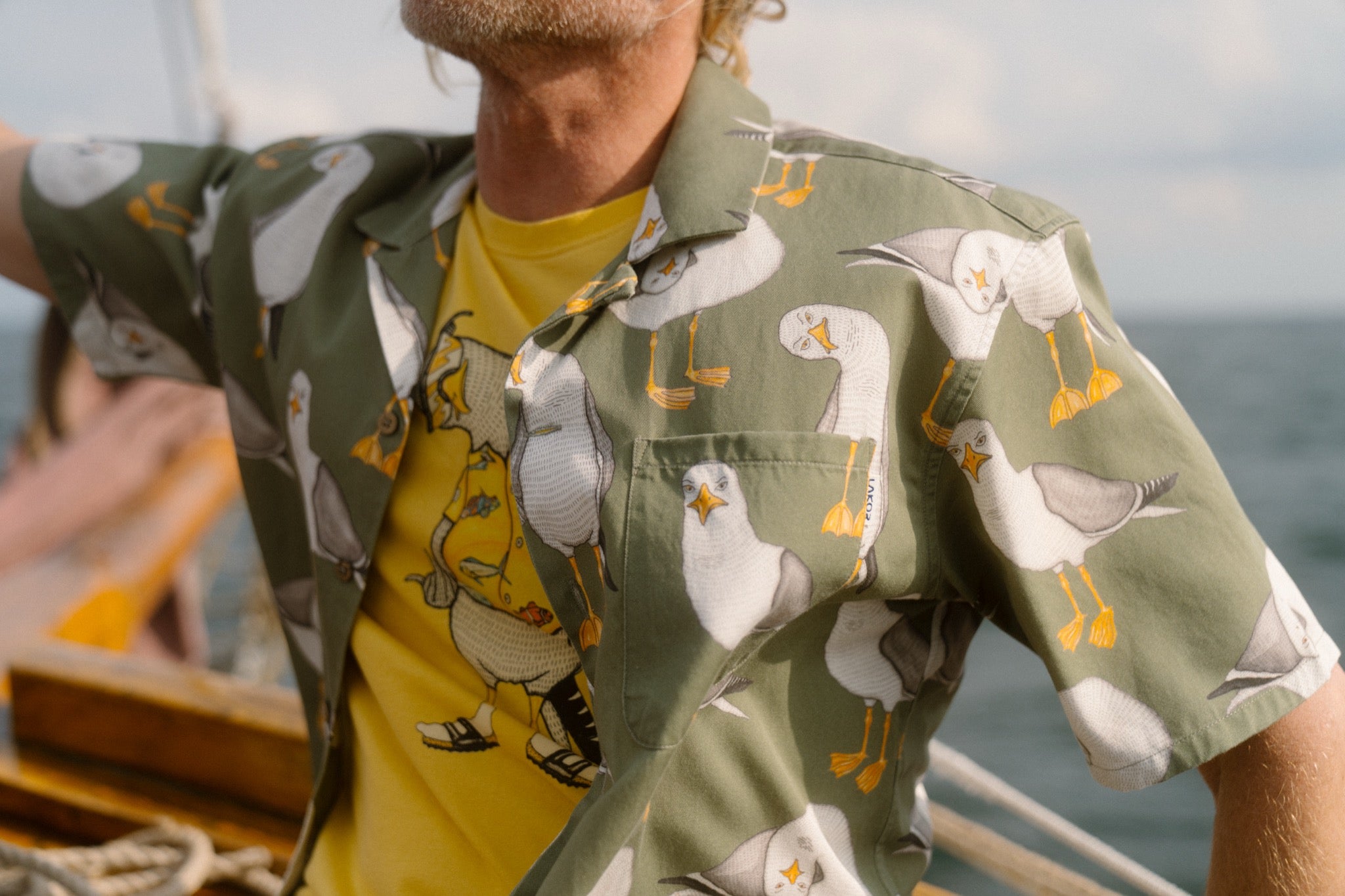 LAKOR Flipping The Bird T-shirt T-Shirt Cream Gold