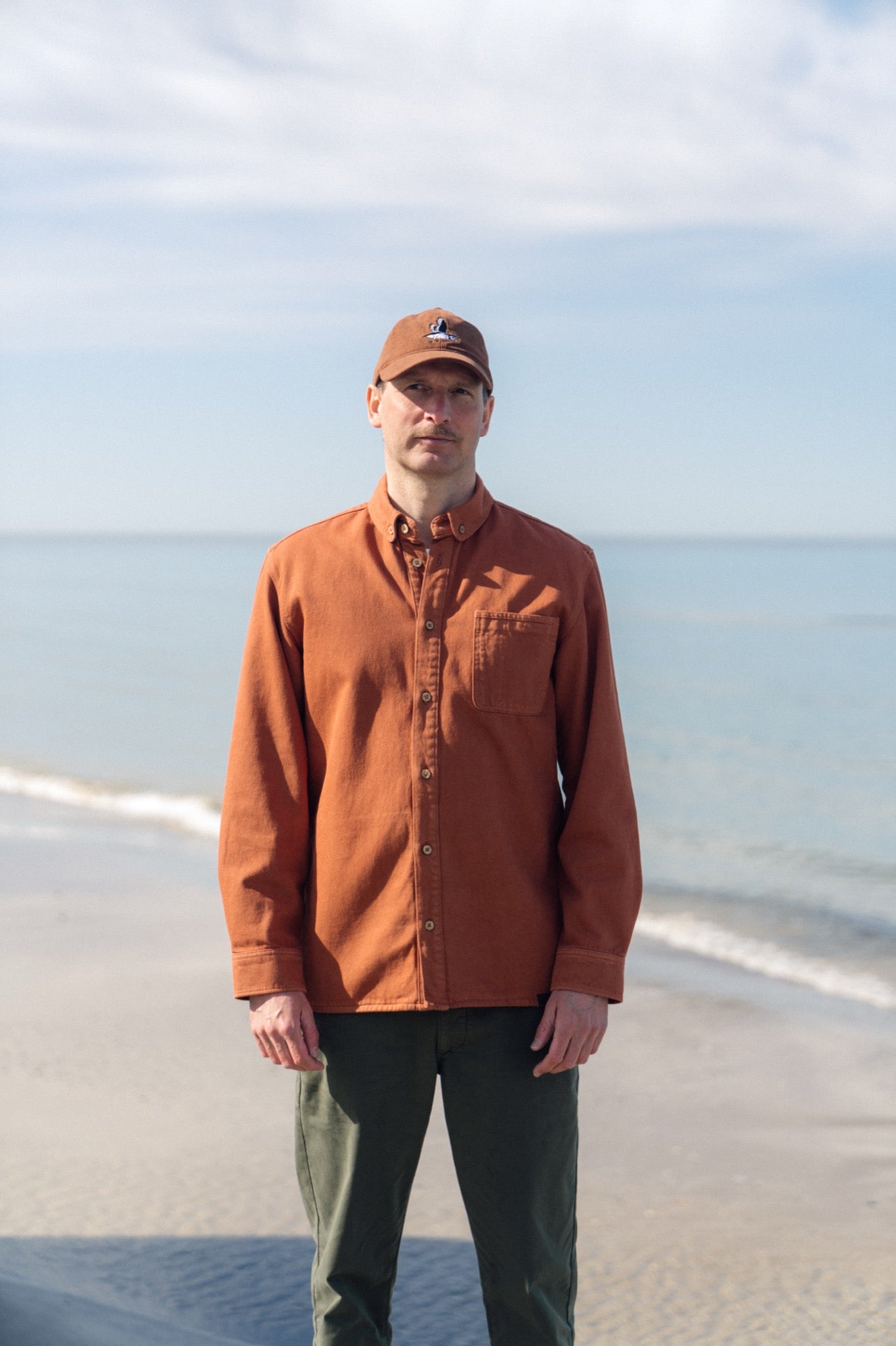 Flying Puffin Courd Cap - Brown