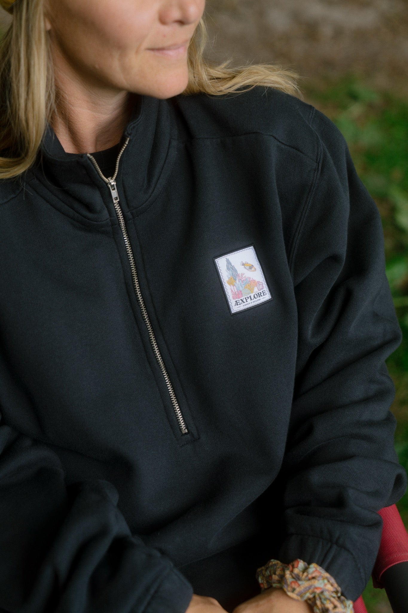 LAKOR Halfzip w. Wall of Wonder patch Sweatshirt Moonless Night