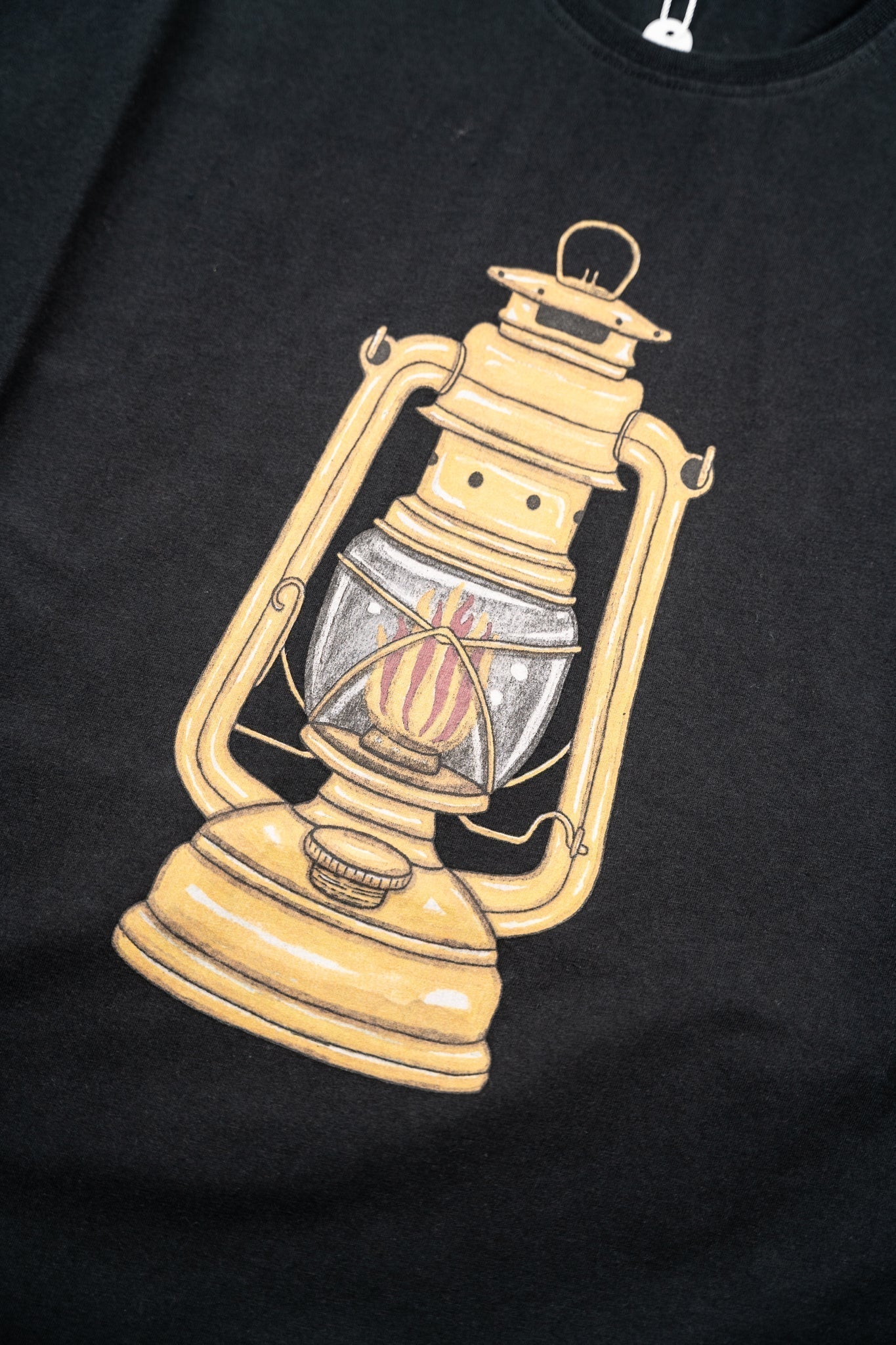 LAKOR Lantern Light T-shirt T-Shirt Moonless Night