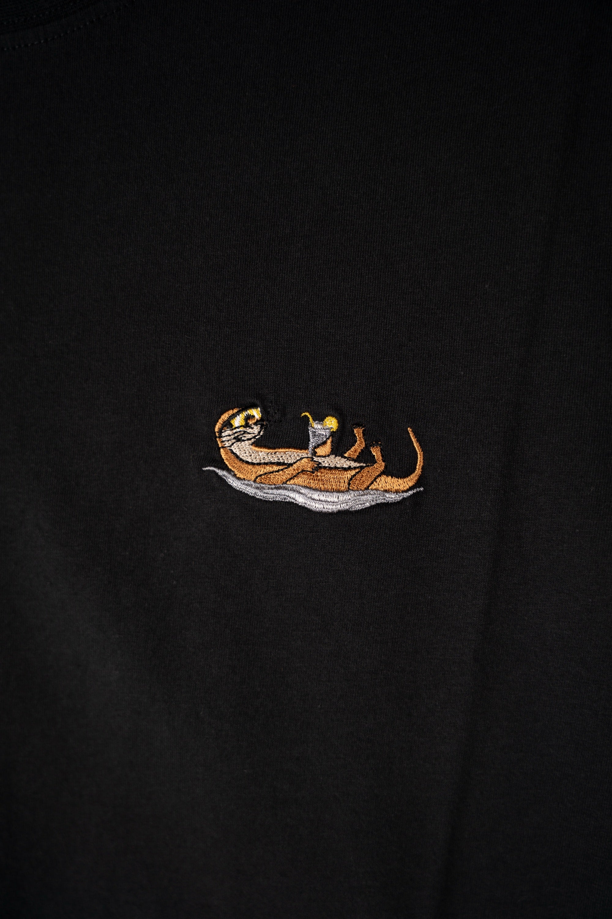 Mini An Otter Vacation T-shirt - Moonless Night