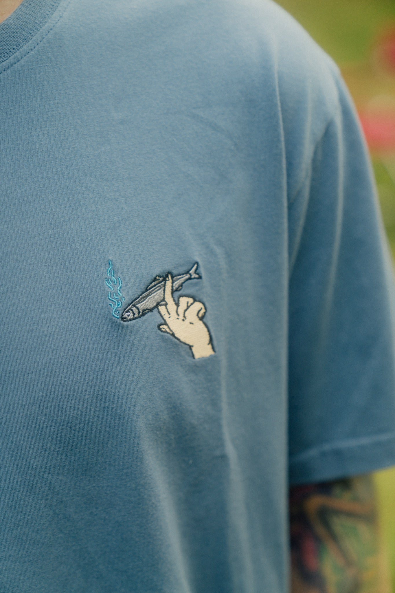 LAKOR Mini Smoking Fish Hand T-shirt T-Shirt Bering Sea