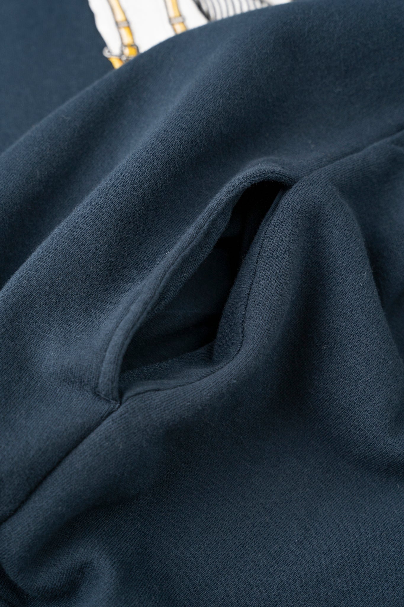 LAKOR Pier Pelican Hoodie Sweatshirt Blueberry