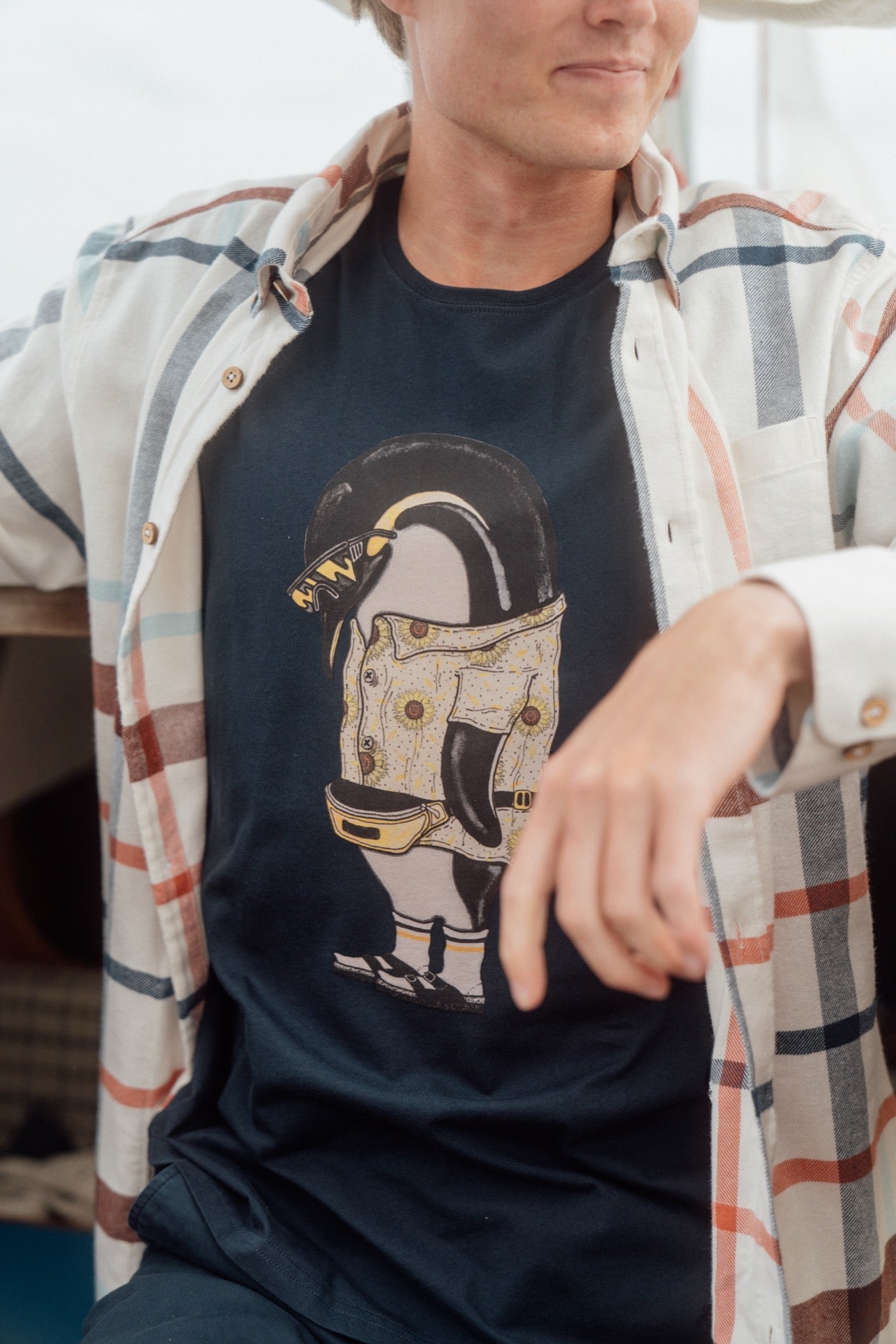 Pilgrim Penguin T-shirt - Blueberry