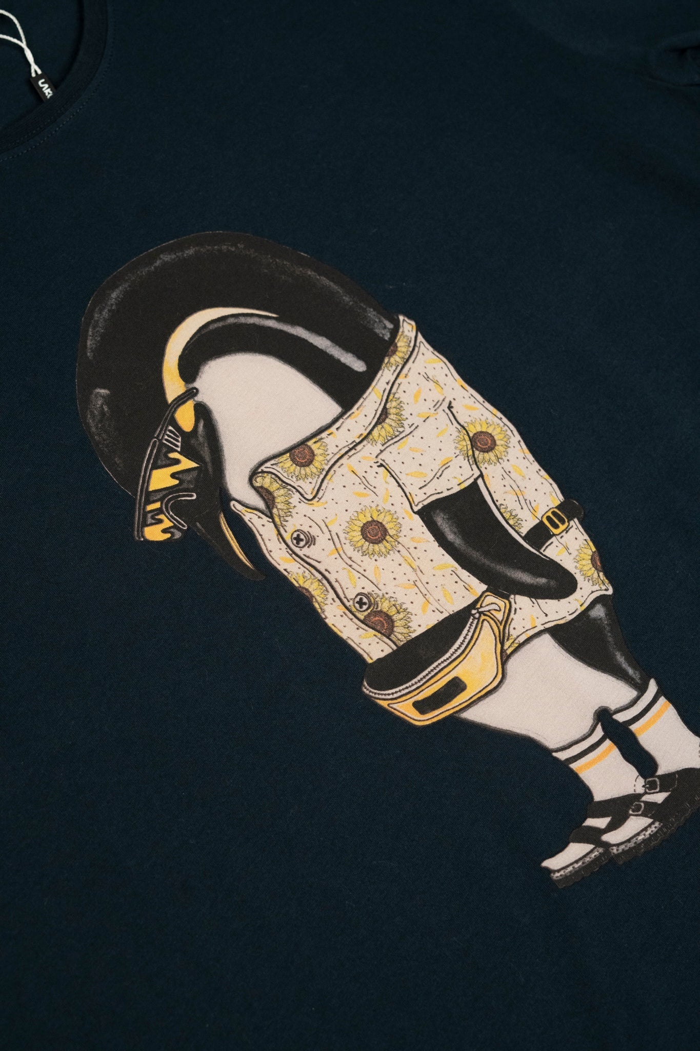 LAKOR Pilgrim Penguin T-shirt T-Shirt Blueberry