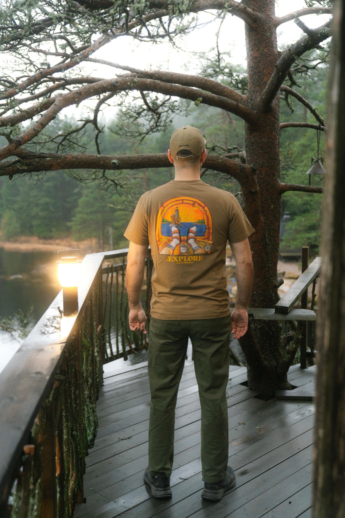 LAKOR Room with a View T-shirt T-Shirt Kangaroo