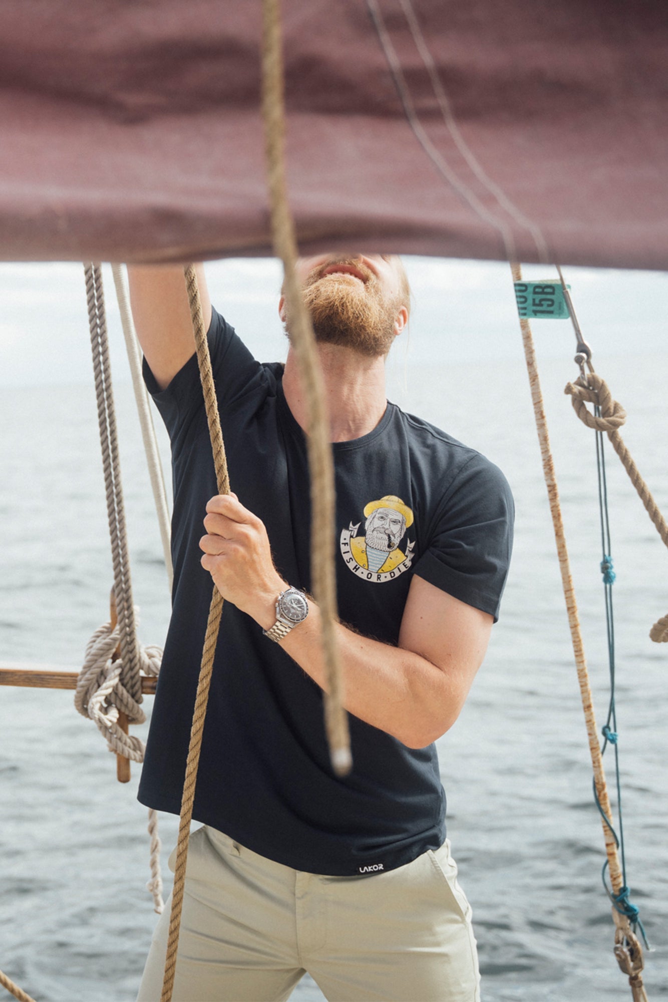 LAKOR Serious Sailor T-shirt T-Shirt Blueberry