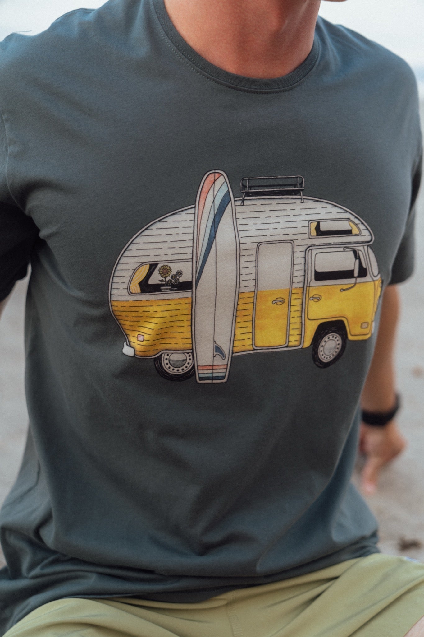 Sun Camper T-shirt - Urban Chic