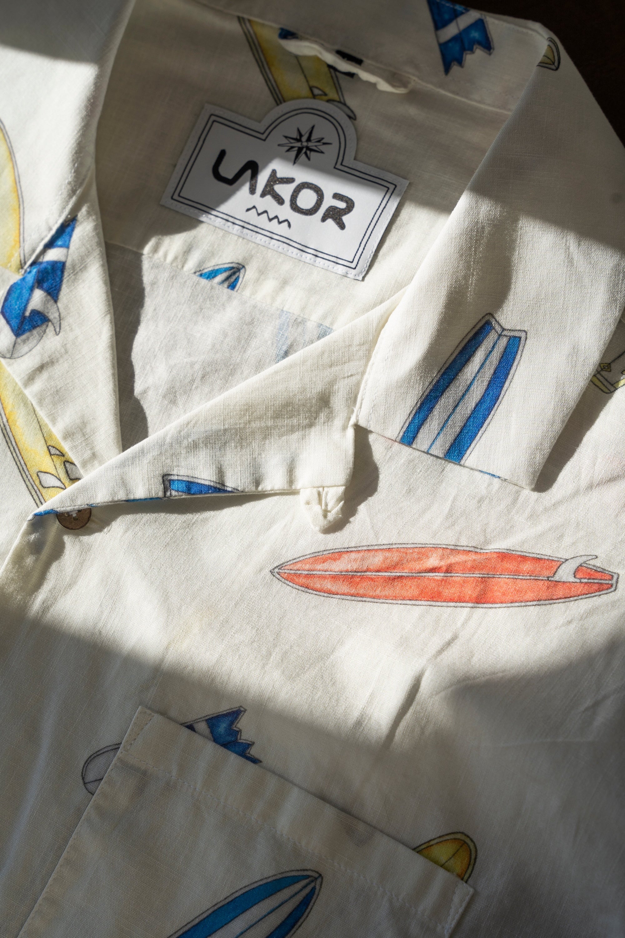 Surfboard Shirt - Star White