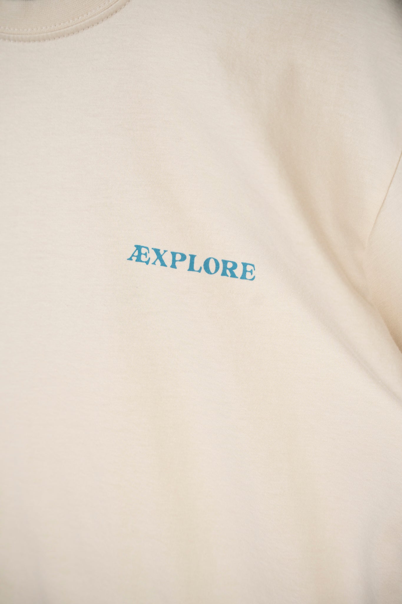 LAKOR VACATION Stone Back T-shirt T-Shirt Rainy Day