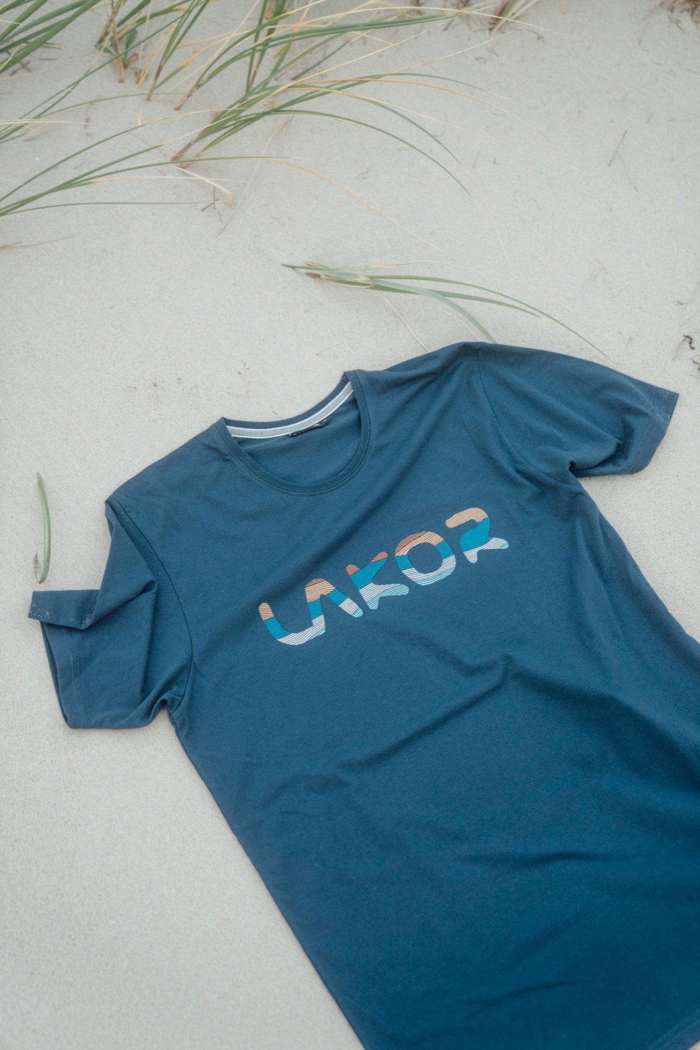 LAKOR Dunes T-shirt (Navy)